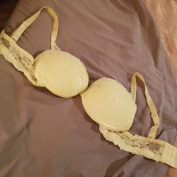 Yellow bra - Picture 3 of 3